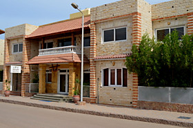                        Вид с улицы                           View from the street
