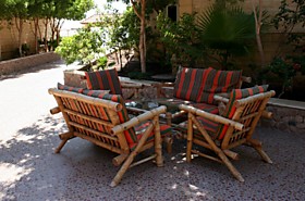                   Место для отдыха                     A place to relax